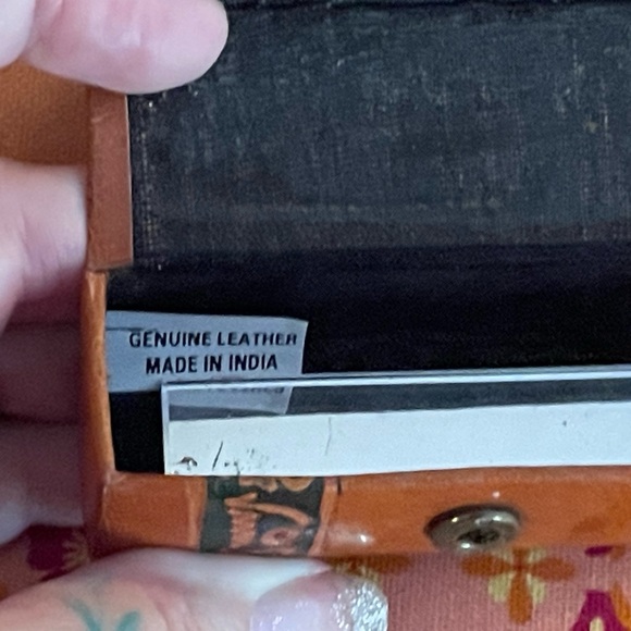 Eclectic Egypt leather bag with matching lipstick case, card wallet and wallet. - Picture 11 of 11